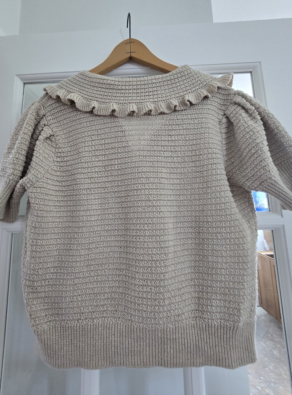 ANTHROPOLOGIE Self Contrast Ansley Ruffle Collar Knit Cardigan Neutral S NWOT - Picture 7 of 11